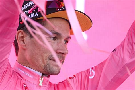 Redemption for Roglič as he closes in on Giro d’Italia title despite mechanical problem