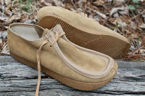 Rediscover the Timeless Appeal of Suede Earth Shoes 1970s