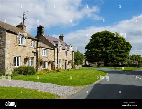 Redmire village yorkshire dales national Stock Photos and Images