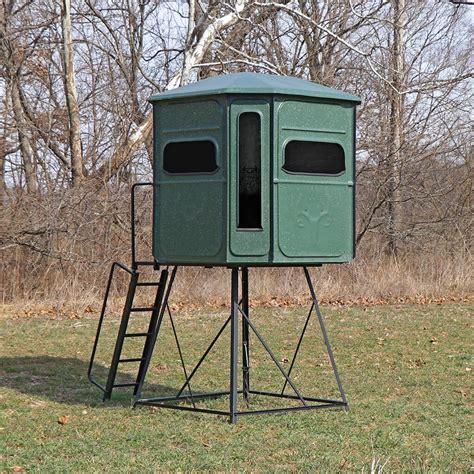 Redneck blnds. The Redneck Tower blind solves both problems. For starters, there is enough room in one of our tower blinds to accommodate an adult and a child. In some models, there is enough room to accommodate an adult and two children. In both cases, there is enough room for a child to get up, Menu. Hunting Blinds 