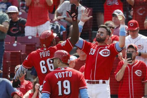 Reds play the Brewers in first of 4-game series