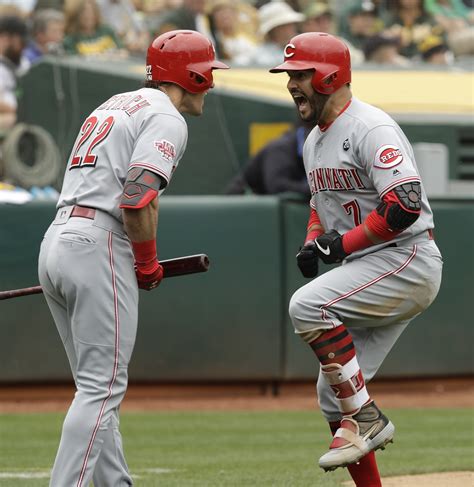 Reds try to avoid series sweep against the Braves