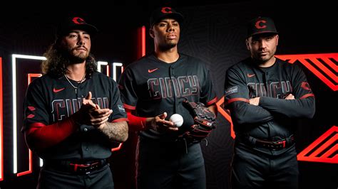 Reds.com - CINCINNATI -- After the Reds’ rotation ran out of gas at the end of the 2023 season due to a lack of healthy or experienced starters, the front office pumped some veteran arms into the tank for '24. Free agents Frankie Montas and Nick Martinez were added for a combined $42 million to address the shortcomings with the hope they can …