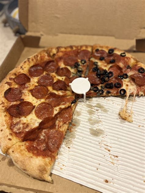 Redwood pizza. Order Casey's signature handmade pizza, wings, sandwiches, and more for delivery or carryout from your local Casey's. | 410 S MILL ST | (507) 479-1858 | Mon-Sun 4 am - 11 pm. ... Casey's: 410 S MILL ST REDWOOD FALLS. Open Now - closes at 11:00 PM. 410 S MILL ST . REDWOOD FALLS, MN 56283. Get Directions (507) 479-1858. Store Hours. … 