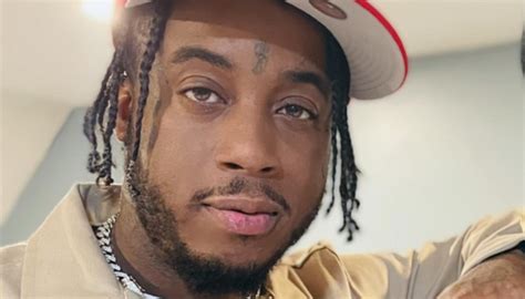 Reed Dollaz net worth or net income is estimated to be between $1 Ten Hundred Thousand– $5 Ten Hundred Thousanddollars. He has made such amount of wealth from his primary career as Rapper. Years and Income: between $1 Ten Hundred Thousand– $5 Ten Hundred Thousand/td> Annual Salary: Not Available:. 