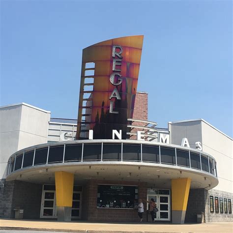 Information, reviews and photos of the institution Regal Cinemas Northampton 14 & RPX, at: 3720 Nazareth Rd, Easton, PA 18045, USA. 