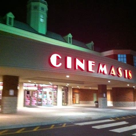 Regal Cinemas Quaker Crossing 18; Regal Cinem