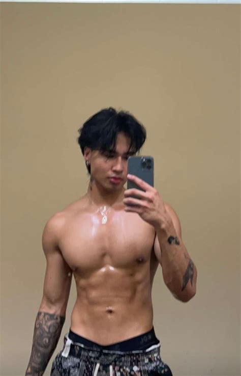 Regie macalino onlyfans
