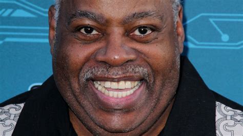 A hefty, genial African-American character actor in features and a put-upon sitcom lead, Reginald VelJohnson is perhaps best known to film audiences as the friendly, Twinkie-chomping cop pal to Bruce Willis in "Die Hard" (1988). VelJohnson fleetingly recreated this role in a cameo for "Die Hard 2" (1990).. 