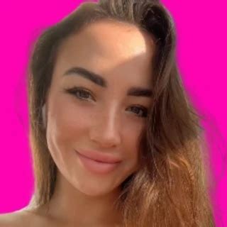 Reginasarina Onlyfans Leaked 😈 (SEX)