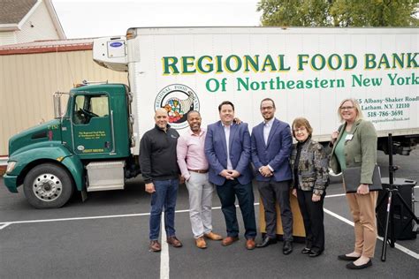 Regional Food Bank partners with Tech Valley Shuttle for food delivery
