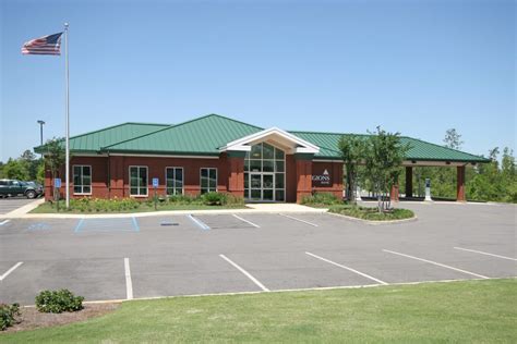 PNC Bank Spanish Fort branch is one of the 2318 offices of the bank and has been serving the financial needs of their customers in Spanish Fort, Baldwin county, Alabama for over 18 years. Spanish Fort office is located at 30500 A State Hwy 181, Spanish Fort. You can also contact the bank by calling the branch phone number at 251-625-4141.. 