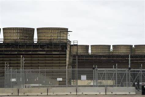 Regulators monitor tritium leak at Minnesota nuclear plant