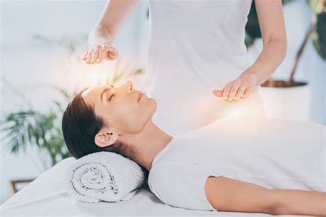 As soon as Georgiana's hands touched my neck, the tension issue have totally turned around which made me live without pain killers and I feel centred, stable .... Reiki treatment near me