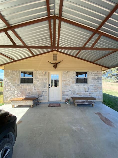 Relax on a ranch at the MK Bunkhouse! - Farm stays for Rent in