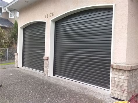 Reliable garage door. Welcome to Dan’s Garage Door Service! My name is Dan, and I’m a US Army Veteran. I’m the proud owner of Dan’s Garage Door Service, a favorite garage door company in the area. I have been providing sturdy and reliable garage door installation and repair services around the New Braunfels, TX, area since 2019. 