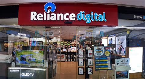 Reliance Digital is India's largest electronics retailer, having 600+ large format stores across India. The brand offers 5,000+ products from 300+ international and national brands. Here, customers can avail best deals on the widest range of products like TVs, ACs, mobile phones, laptops, and more..
