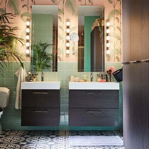 Relooking de salle de bain de style classique - IKEA