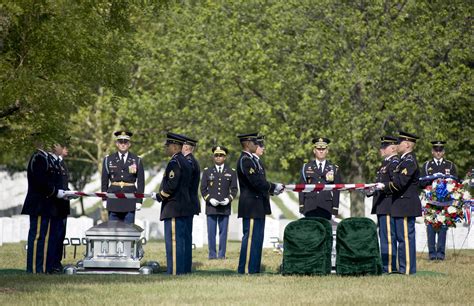 Remains of Vermont World War II soldier are buried at Arlington National Cemetery