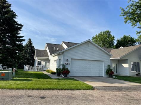 Remax detroit lakes mn. 3 Beds. 2 Baths. 2,356 Sq Ft. Listing by Counselor Realty of Detroit Lakes. Price Reduced. 25633 BROLIN BEACH RD # 8, DETROIT LAKES, MN 56501. 