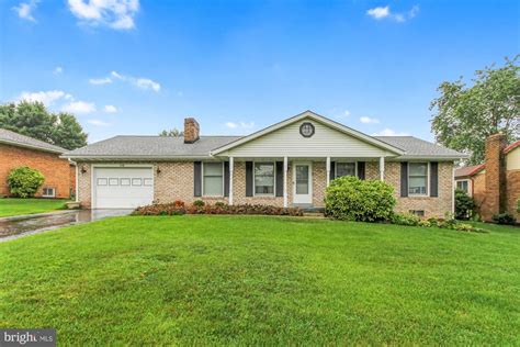 Remax homes for sale hanover pa. 4 Beds. 3 Baths. 2,287 Sq Ft. Listing by Iron Valley Real Estate Hanover. Open House. 209 KINNEMAN RD # 27, ABBOTTSTOWN, PA 17301. 