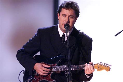 Remember Vince Gill & Patty Loveless’ Heartbreaking Performance Of …