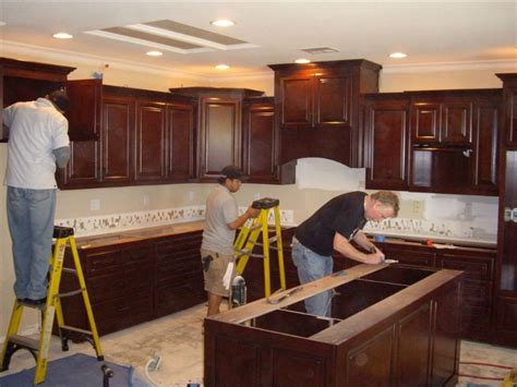 Remodeling kitchen contractor. Following design, the right materials, from kitchen countertops to fixtures, are chosen from suppliers to align with the kitchen design vision and budget. Installation: In this final … 