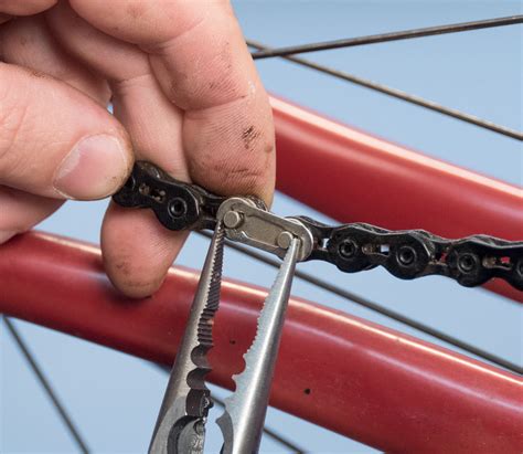 Remove Bike Chain Master Link
