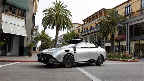 Remove column from tensor.  Nov 13, 2025 · There are often scenarios wher...