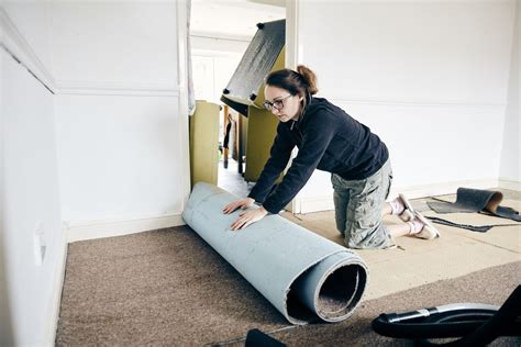 Removing carpet. Last Updated: December 21, 2022 Approved. Removing old carpet is the first step toward having something besides old, stained carpet as your floor. Even if you are hiring someone to install new flooring, you may want to pull out the old carpet yourself. 