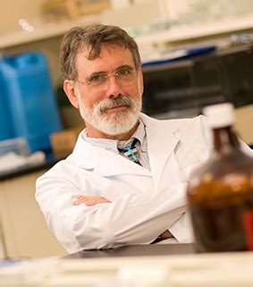 Renowned neuroscientist joins UC Irvine as Distinguished ... - UCI …