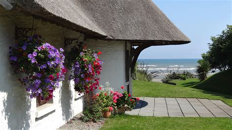 Rent Irish Holiday Homes by the Sea - Sykes Cottages