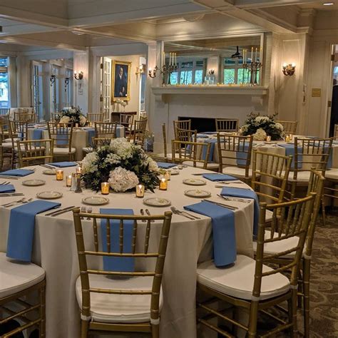 Rent a mansion for a wedding. Organizing a party can be a daunting task, especially when it comes to finding the perfect hall to rent. Whether you’re planning a wedding reception, birthday celebration, or corpo... 