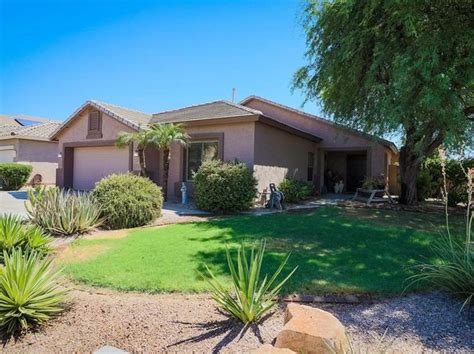 Rent house chandler. Bella Encanta Luxury Rental Homes. 9745 E Hampton Ave, Mesa, AZ 85209. $3,075 - 3,195. 4-5 Beds. (480) 436-8092. Report an Issue Print Get Directions. 3176 E Kingbird Pl house in Chandler,AZ, is available for rent. This house rental unit is available on Apartments.com, starting at $2695 monthly. 
