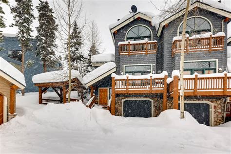 Rent house in breckenridge. Explore Breckenridge cabin rentals. 500/Night in Feb-March! Cabin in the woods, Private Hot Tub,PETS,Wi-fi,Grill. Sleeps 8 · 3 bedrooms · 2 bathrooms. Historic Cabin! Downtown! 2 Blocks to Main St. Walk to everything! Sleeps 4 · 1+ bathroom. Starlink 100+Mbps, HOT TUB, TempurPedic beds, DOGS, cozy cabin 15 min from Breck. 