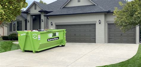 Rent a small dumpster for your home improvement, renovation or junk removal project. Choose from 10 yard or 40 yard containers and get a low flat rate, flexible delivery and pickup, and expert customer service. Order …. 