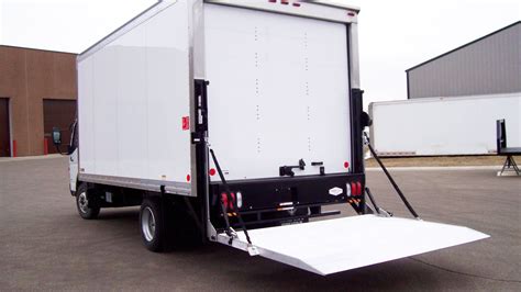 Rental truck with lift gate. Trucks with lift gates typically have a 2,000 lb. load capacity; Vehicle weight ranges from 12,500 lb. to 33,000 lb. (Class 3 to Class 7) ‍ Engine and Fuel Efficiency. Some trucks equipped with a turbo-charged diesel engine; Newer trucks designed for increased power, fuel savings, and lower emissions 