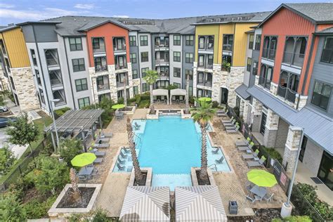 Rentals in san antonio. 4 days ago · Check availability. 1 of 26. Avita Alamo Heights. 327 West Sunset Road, San Antonio TX 78209 (210) 742-5267. $1,375. 2 units available. 1 bed. In unit laundry, Patio / balcony, Granite counters, Dishwasher, Pet friendly, 24hr maintenance + more. View all details. 