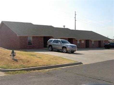 Rentals in weatherford ok. Tautfest Rental Properties can help. We have a large selection of SWOSU student housing for you to choose from in Weatherford Ok. If you need to find homes for rent in the area, … 