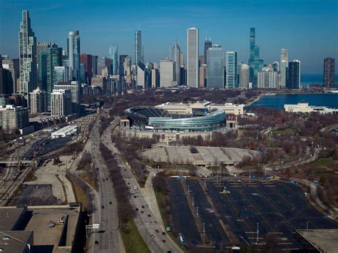 Rep. Kam Buckner: Soldier Field shuffle offers an opportunity to Chicago and the Bears