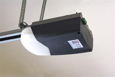 Replacement garage door openers. Garage door openers are a great way to add convenience and security to your home. Installing a Chamberlain garage door opener is relatively easy and can be done in a few simple ste... 