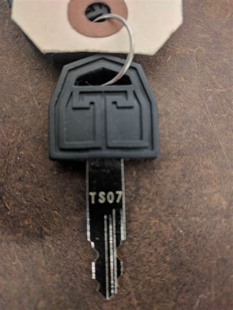 TS22. Replacement Key. Key Series. TS01 -