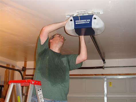 Replacing garage door opener. A garage door opener costs $300 to $900 on average with installation, depending on the brand, type, and whether it's a replacement or a new install. A garage door opener costs $150 to $500 for the unit itself, while labor fees range from $150 to $400. Extra features like backup batteries cost more. Average cost to install a garage door … 