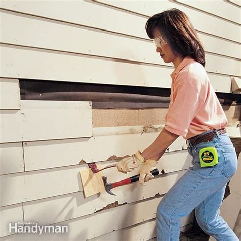 Replacing siding on a house. It’s possible to replace siding in sections, but you should only do it when necessary. Damage to a single board or panel can occur, usually due to debris during a storm or impact from a baseball. No matter what caused the problem, you want to deal with siding damage immediately. Prompt repairs or replacement is … 