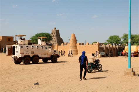 Report: Insurgent attacks in Mali kill 49 civilians, 15 soldiers