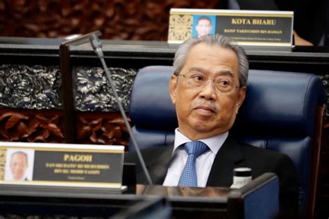 Report: Malaysian ex-PM Muhyiddin facing graft charges