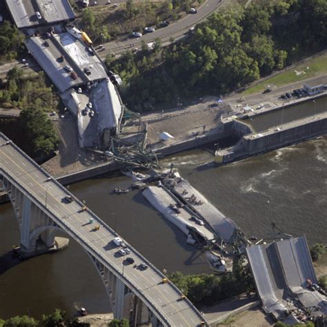 Report: Rescue efforts underway after partial collapse of bridge over New Mexico river