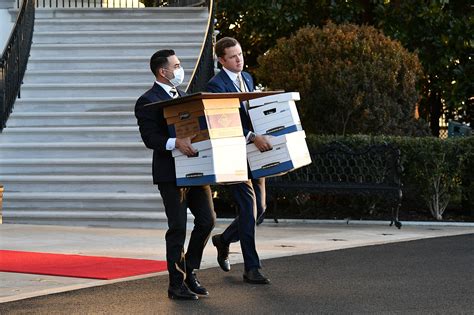 Report: Trump had Mar-a-Lago staff move boxes before DOJ visit