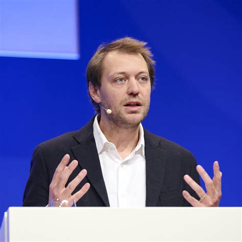 Reported by the Press: Thomas Renard on the increasing threat of Radical Left Violence