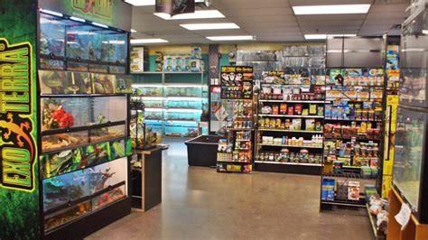 831 Century Ave N.Maplewood,MN 55119. USA. Open Hours. MONDAY TO SATURDAY:11AM-8PMSUNDAY:11AM-6PM. Our Store. Snake Discovery offers a full line of reptile supplies including caging, substrate, food, lighting/heating, decor and more! You'll also find a wide variety of reptiles, amphibians, and invertebrates for sale and adoption.